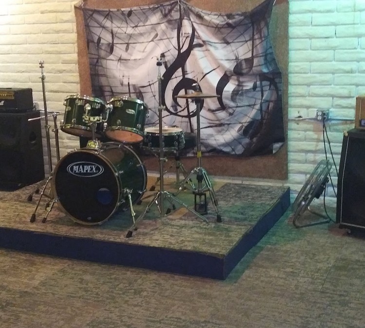 band-oasis-rehearsal-studio-photo